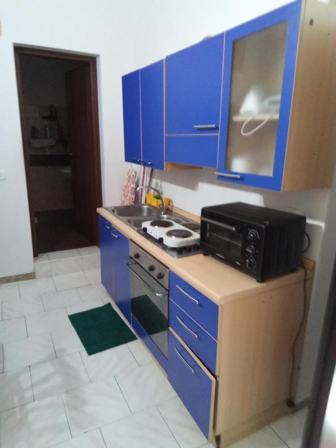 Gisira Appartment Catania Bagian luar foto