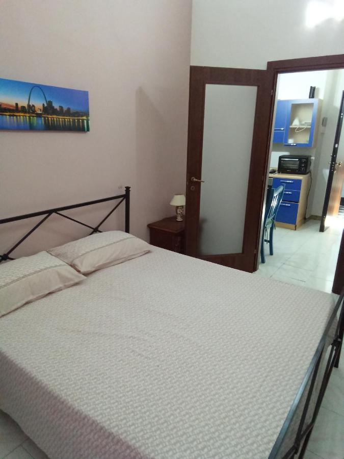 Gisira Appartment Catania Bagian luar foto