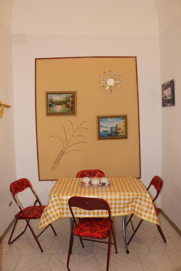 Gisira Appartment Catania Bagian luar foto